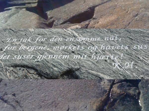 skrift i berg